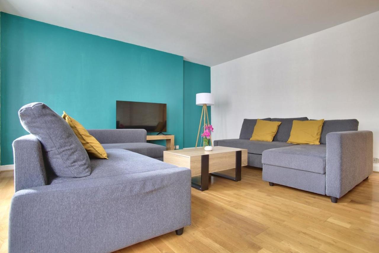 2 Bedrooms Tour Eiffel Breteuil Paris Eksteriør bilde