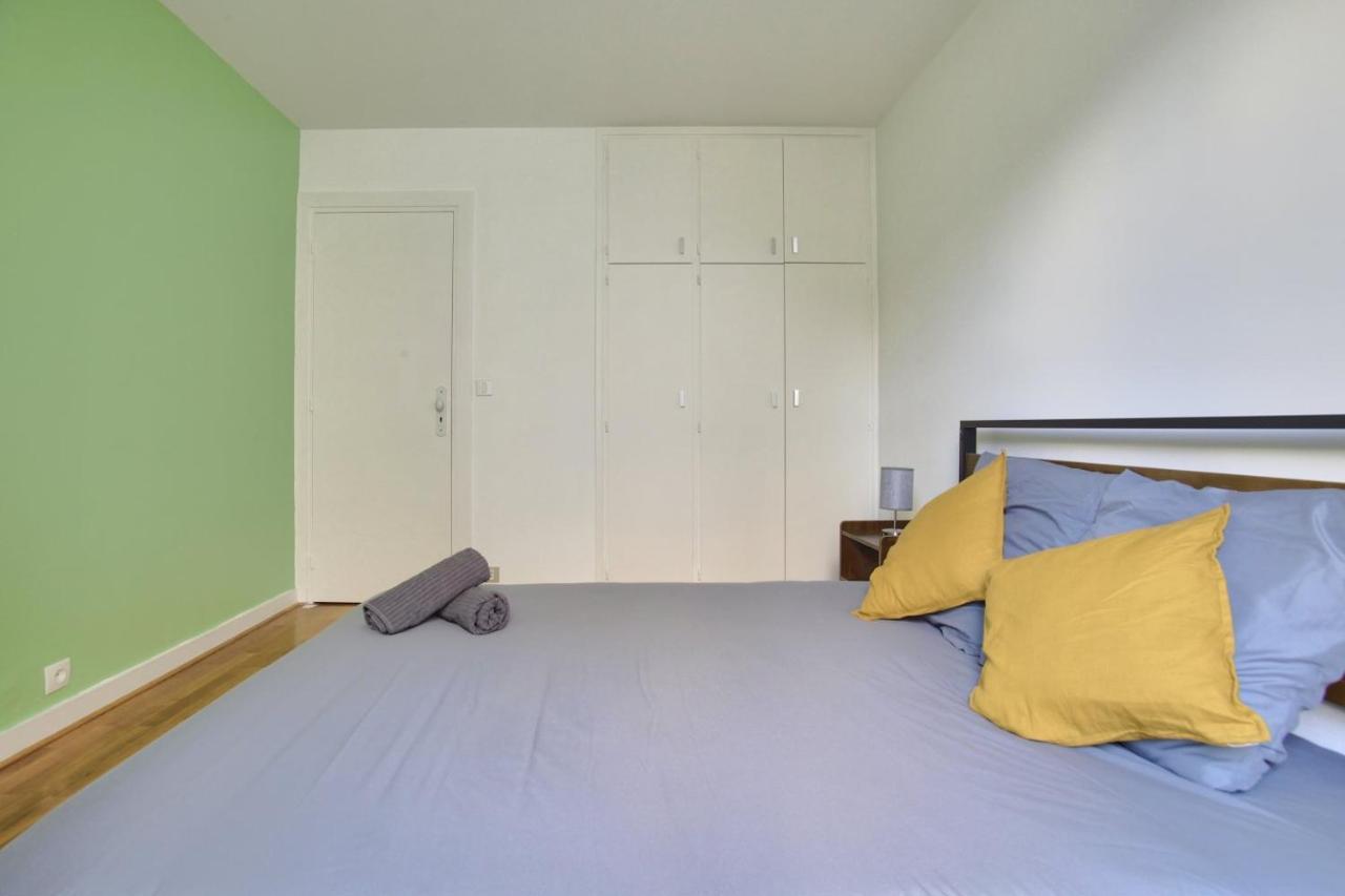2 Bedrooms Tour Eiffel Breteuil Paris Eksteriør bilde