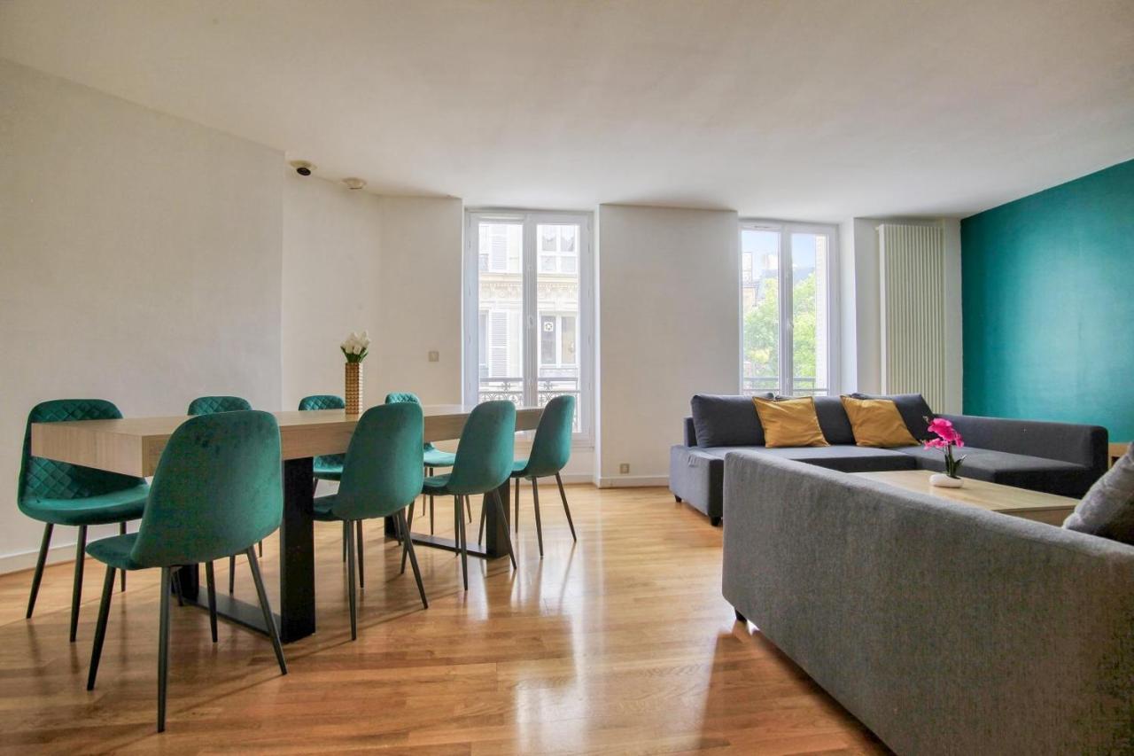 2 Bedrooms Tour Eiffel Breteuil Paris Eksteriør bilde
