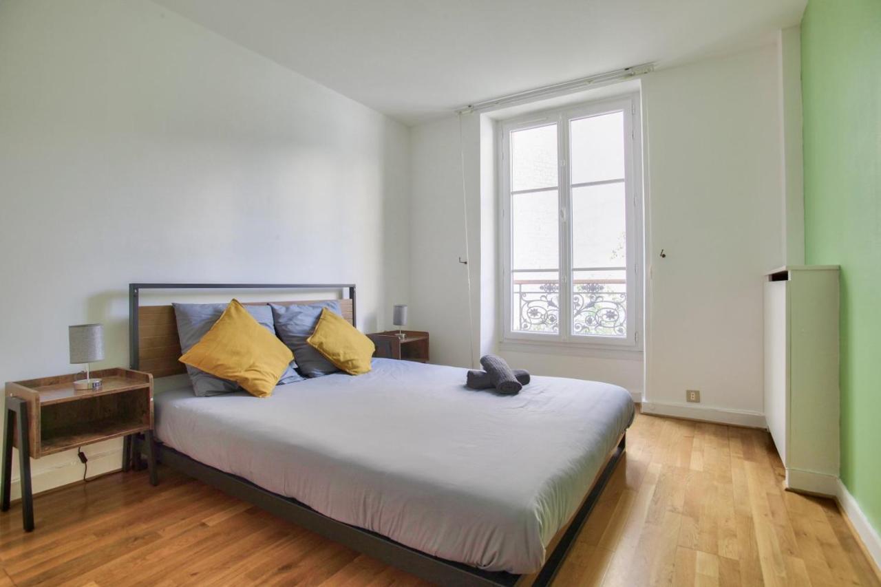 2 Bedrooms Tour Eiffel Breteuil Paris Eksteriør bilde