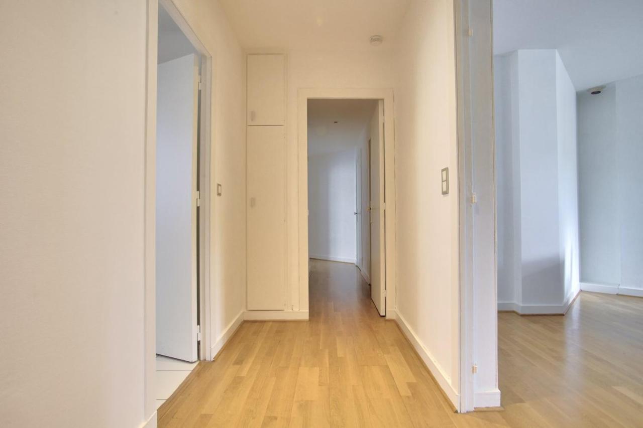 2 Bedrooms Tour Eiffel Breteuil Paris Eksteriør bilde