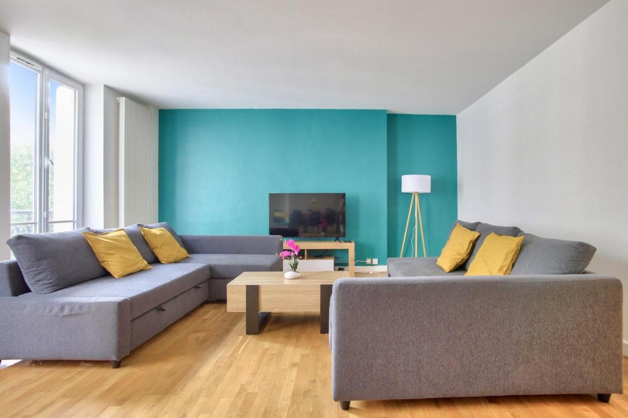 2 Bedrooms Tour Eiffel Breteuil Paris Eksteriør bilde