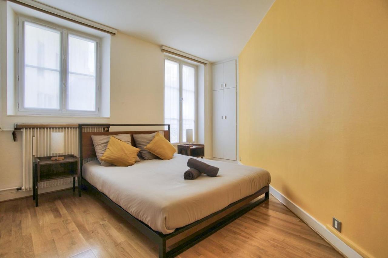 2 Bedrooms Tour Eiffel Breteuil Paris Eksteriør bilde